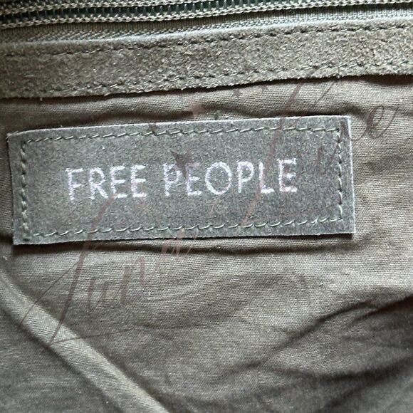 FREE PEOPLE Bobbi Slouch Suede Tote In Khaki / Olive NWT - Picture 8 of 9